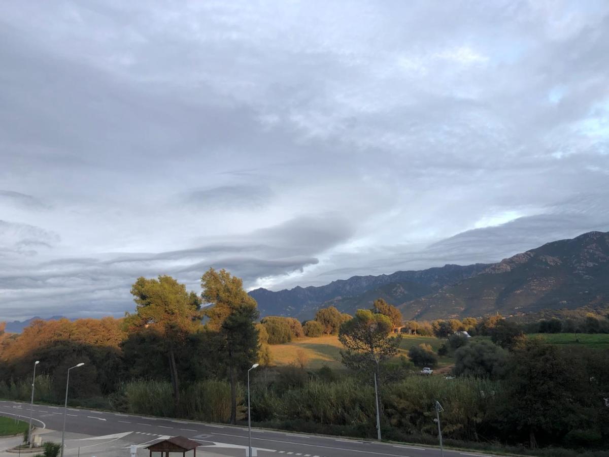 Superbe Appartement Vue Montagne Proximites Grandes Surfaces Poggi Exterior foto